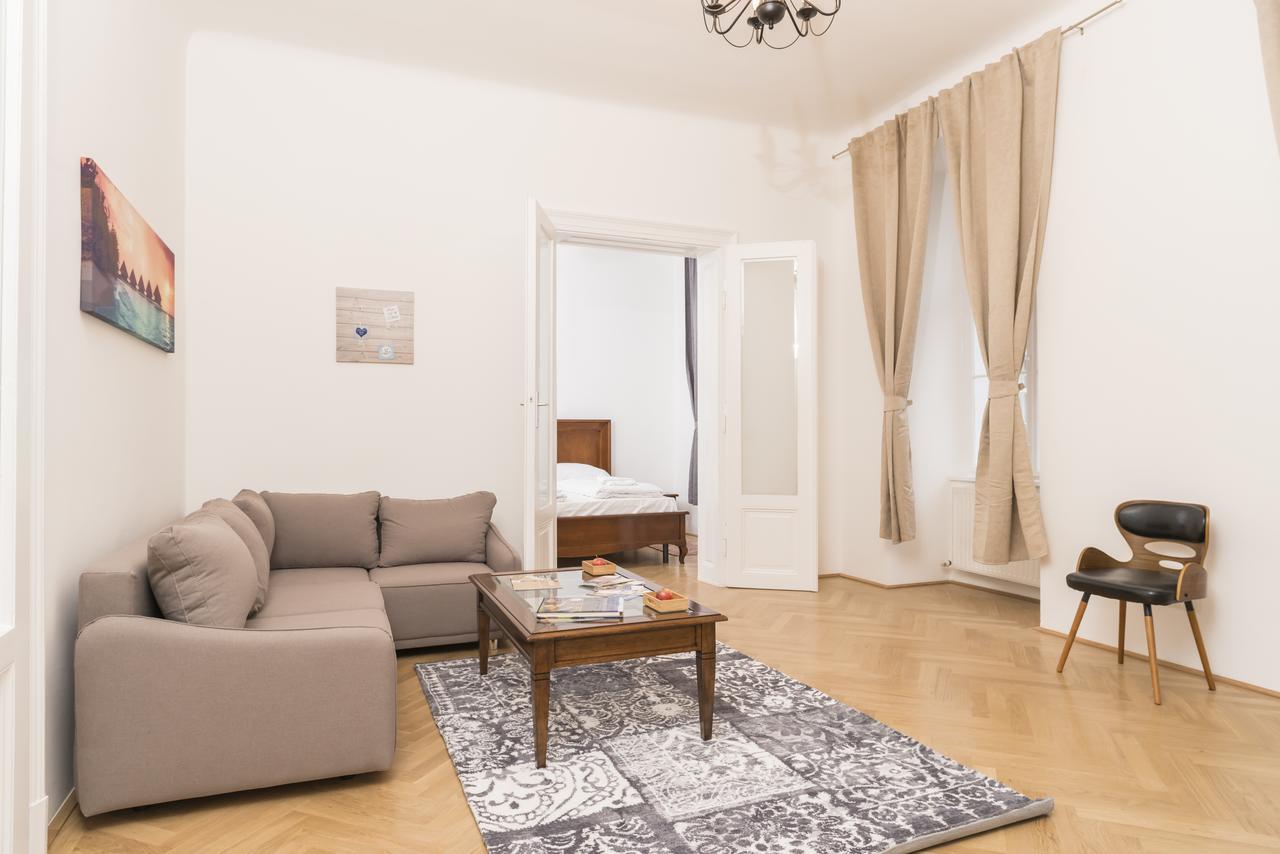 Belvedere Apartment Vienna
